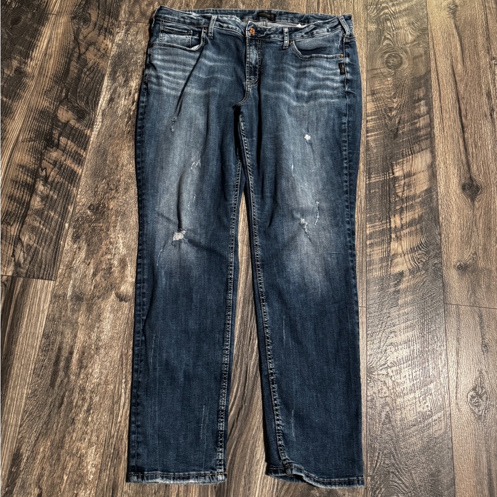 Silver Boyfriend jeans.